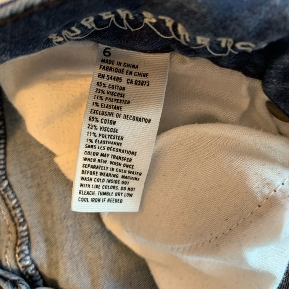 American Eagle Ripped Denim Shorts - Picture 3 of 8